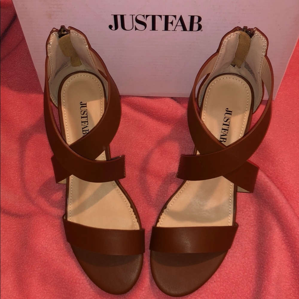 JustFab Wedges size 9